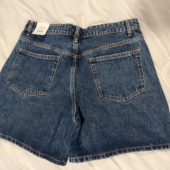 Zara Denim Shorts NWT - Picture 2 of 4
